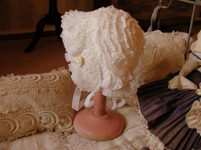 Exceptional doll bonnet with hand-made Point d'Alençon lace 1870