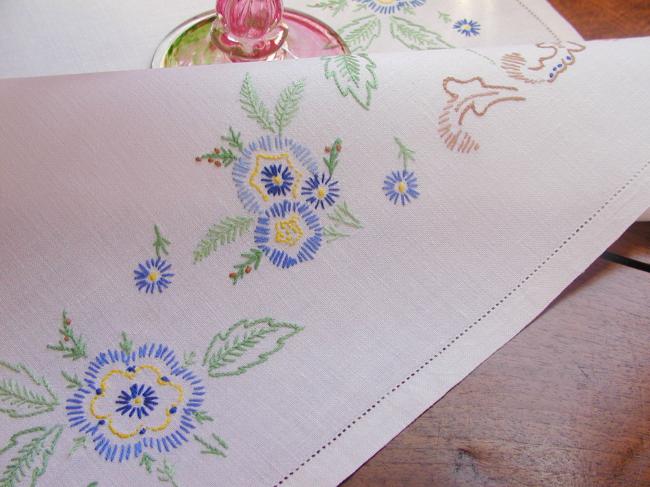 Really beautiful tablecloth with hand-embroidered blue flowers