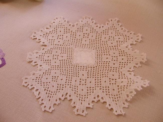 So pretty doily in damask with polka dots and crochet lace