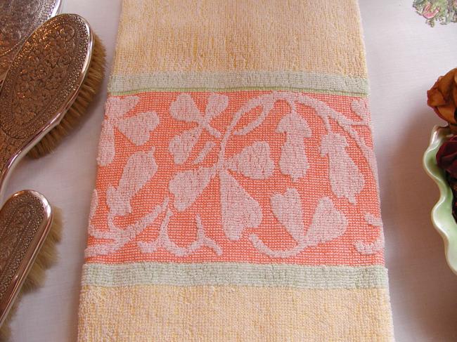 Georgeous vintage bath towels in colorful sponge with fringes (orange)