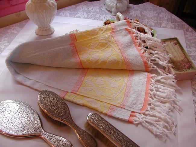 Georgeous vintage bath towels in colorful sponge with fringes (light blue)