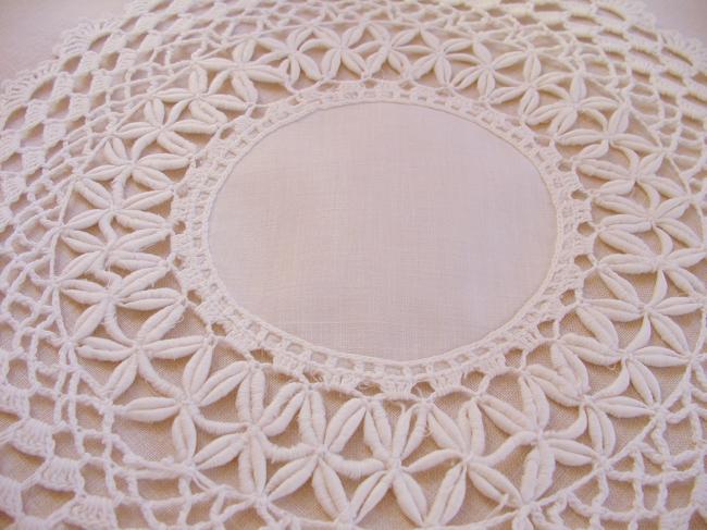 Lovely  hand made round doily with original lace