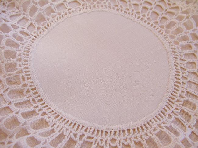 Charming hand made round doily with crochet lace