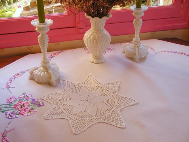 Sweet doily in star shape with hand-made Crochet lace 1930