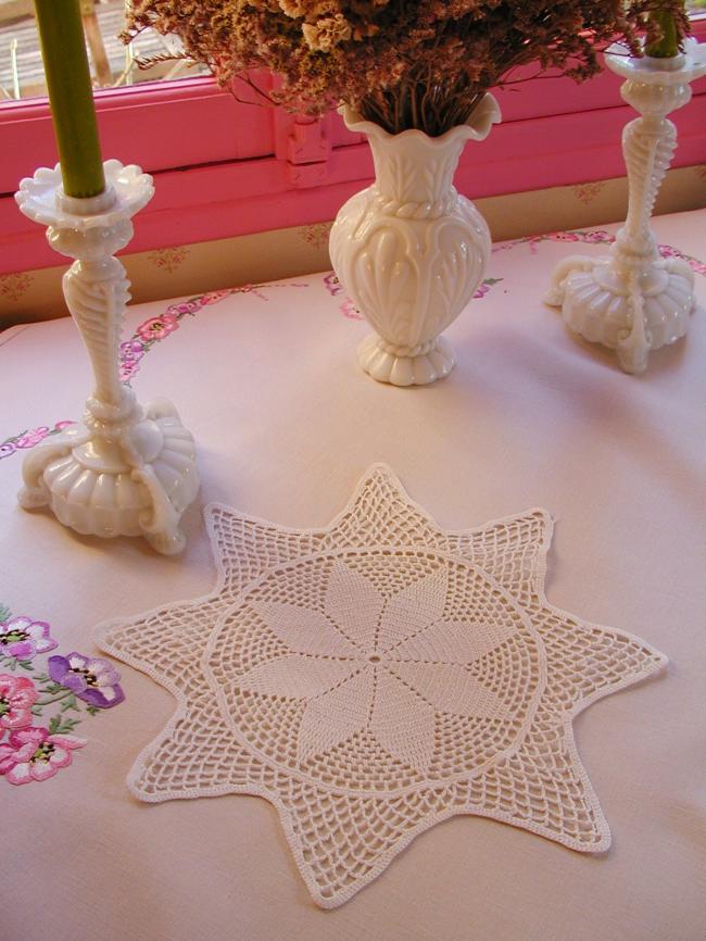 Sweet doily in star shape with hand-made Crochet lace 1930