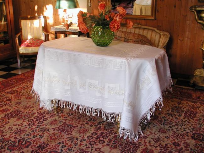 Wonderful tablecloth with 18 matching serviettes, holly damask, hand-embroidered