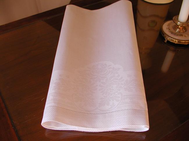 Beautiful hand towel in linen damask with peony pattern