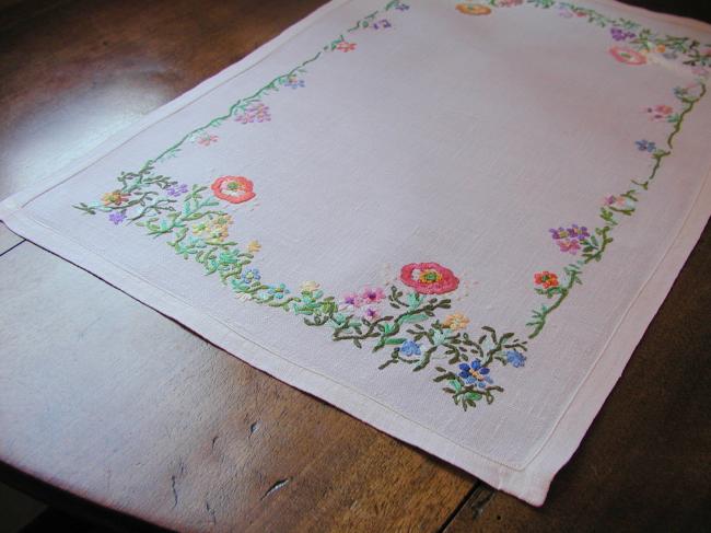 Very sweet table centre or tray cloth with hand-embroidered flowers