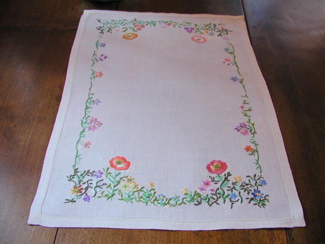 Very sweet table centre or tray cloth with hand-embroidered flowers