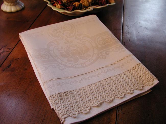 Stunning bath towel in linen damask with acanthus, fleur de lys pattern &crochet