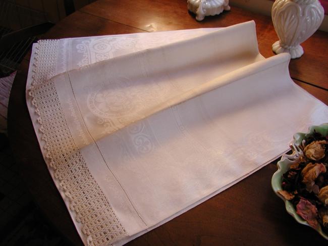 Stunning bath towel in linen damask with acanthus, fleur de lys pattern &crochet