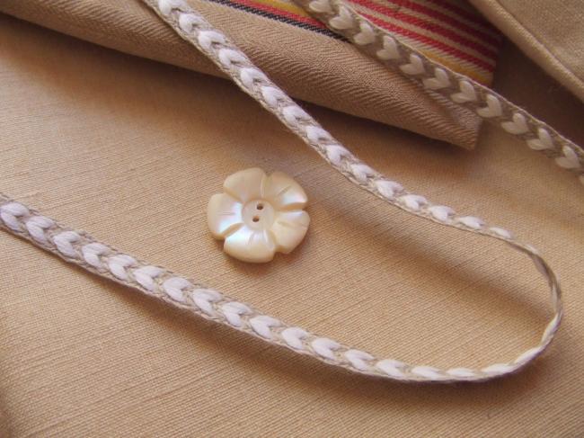 Adorable ruban petits coeurs en lin naturel et blanc  (5mm)