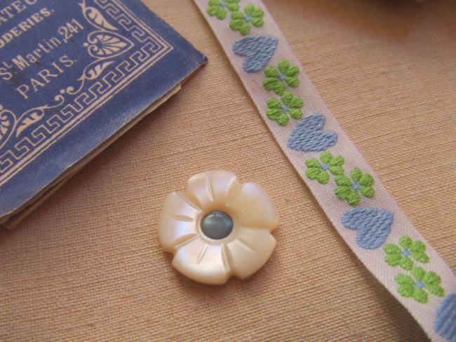 Adorable ruban en coton blanc tissé de fleurs et coeur, vert et bleu (11mm)