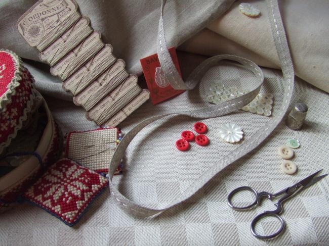 Adorable ruban en lin tissé naturel avec couture au milieu blanche(12mm)