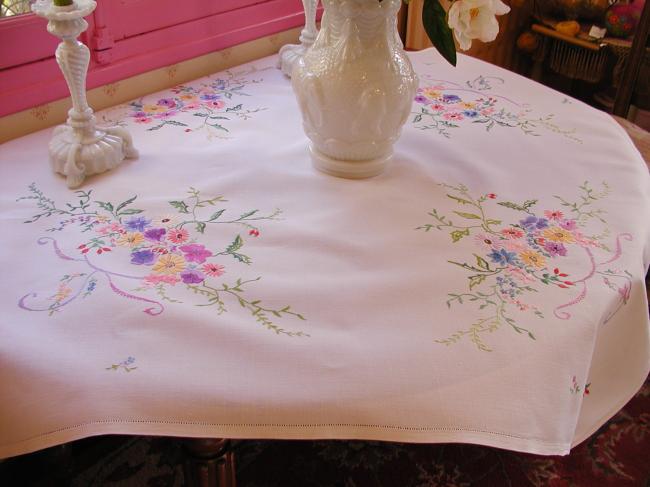 Really breathtaking tablecloth with hand-embroidered flowers