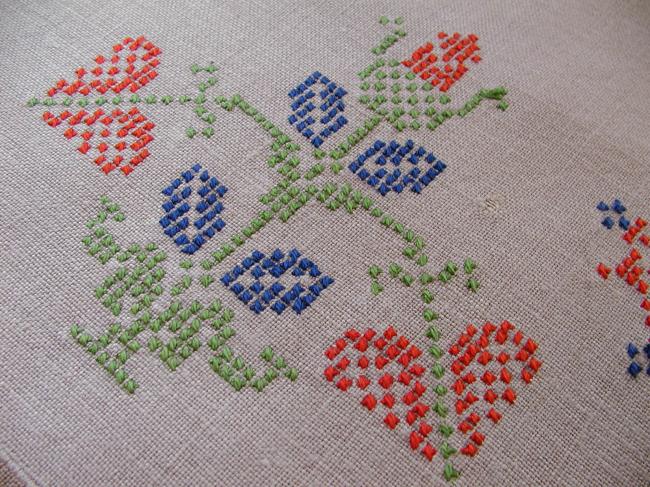 Very pretty table runner with hand-emboidery made in cross stitches