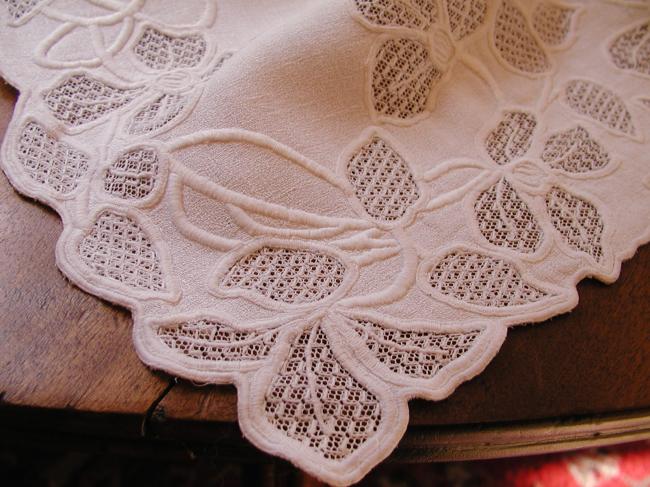 Gorgeous tablecloth with elaborated openwork in embroidered net