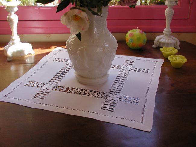 Superbe centre de table ajouré avec des roues Ténériffe