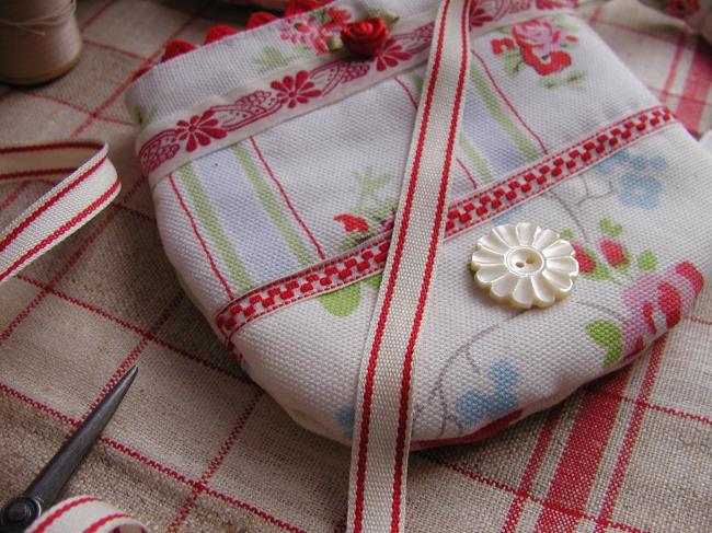 Joli ruban en coton tissé de rayures, blanc et rouge  (10mm)