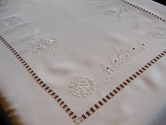 Wonderful huge Indo-China embroidered tablecloth with 10 serviettes