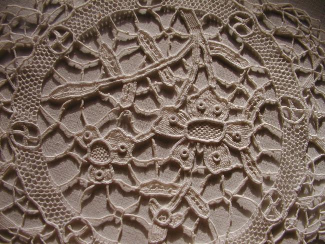 Gorgeous sample of Venezia needle lace round doily