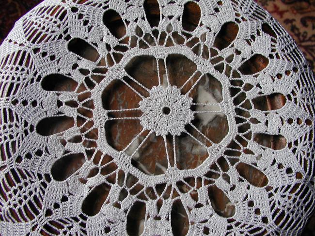 Lovely crochet lace large table centre