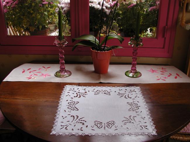 Lovely embroidered butterflies on linen table centre
