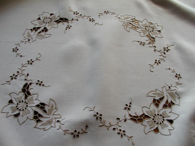 Superb Madeira tablecloth with embroidered peony flowers