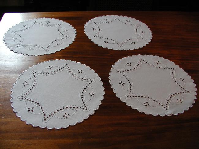 Lovely lot of 4 table open and white works table mats