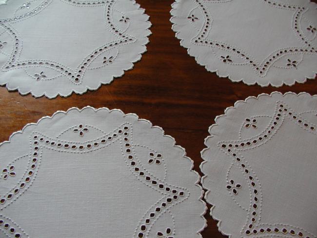 Lovely lot of 4 table open and white works table mats