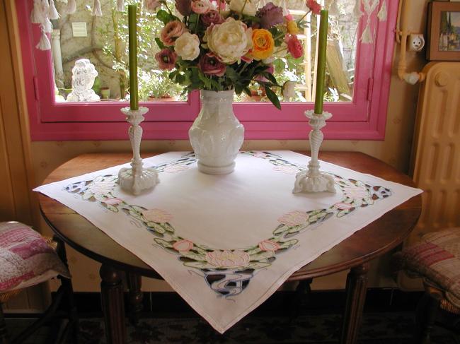 Lovely tablecloth with hand-embroidered Richelieu waterlilies