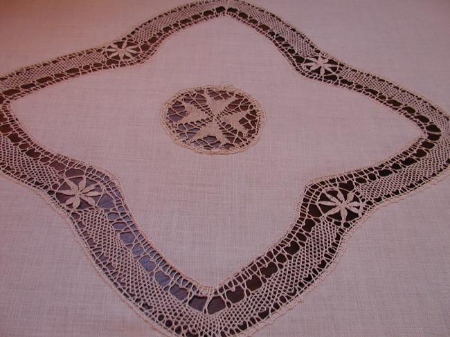 So pretty Cluny lace inserts tablecloth