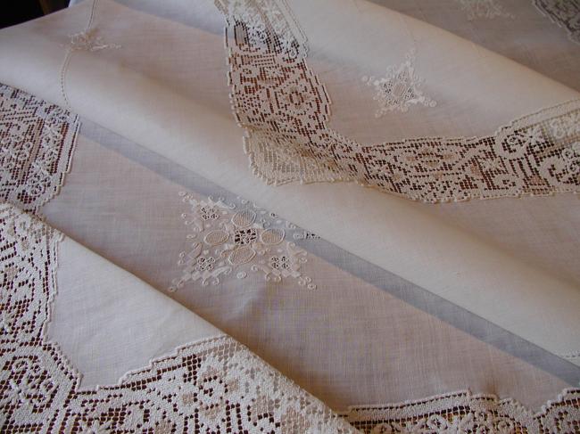 Superb linen tablecloth with inserts of Hardanger and Filet lace