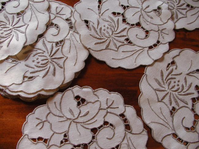 Gorgeous Madeira set of 12 table mats with peony flowers