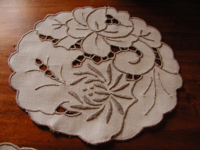 Gorgeous Madeira set of 12 table mats with peony flowers