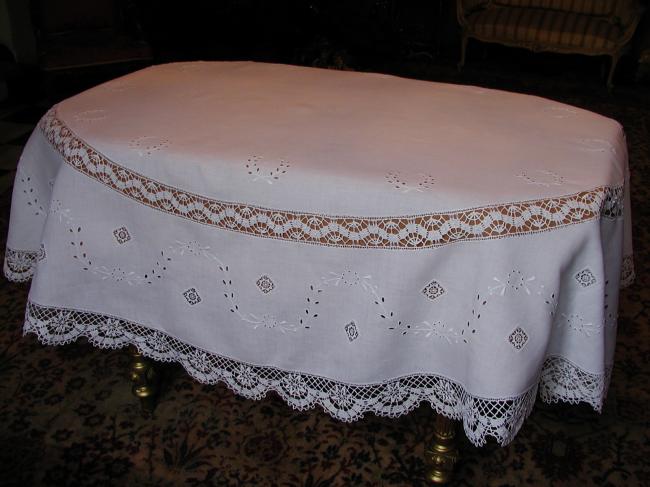 Beautiful large oval tablecloth with Reticella, Colbert embroidery & Cluny lace