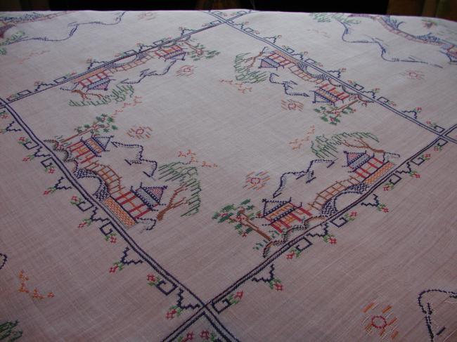 Wonderful Pinã  tea tablecloth & 6 napkins with indo-chineese embroidery