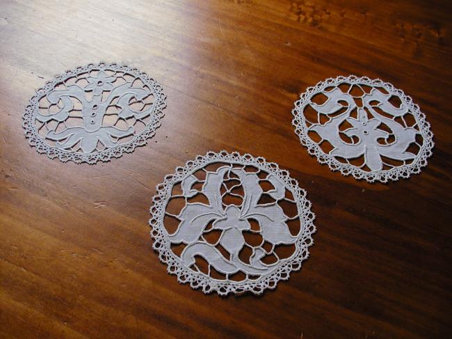 Lovely set of 3 doilies with Richelieu embroidery