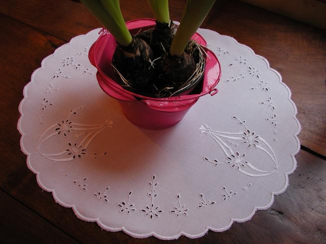 So cute round table centre with open and white embroidery of flowers