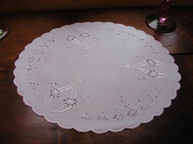 So cute round table centre with open and white embroidery of flowers