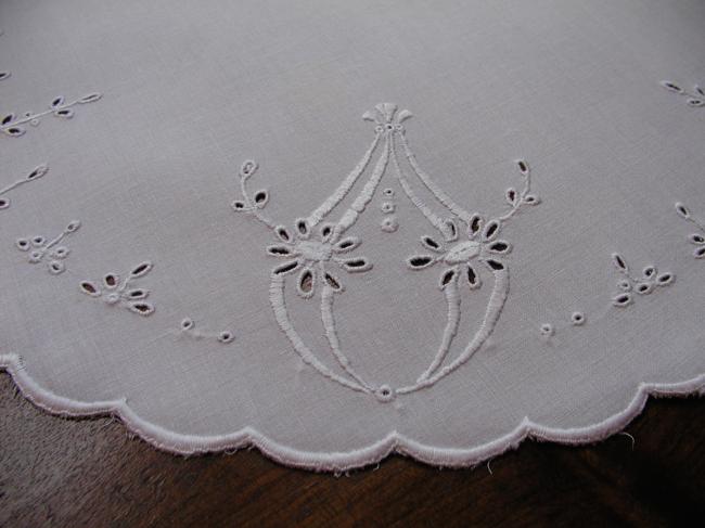 So cute round table centre with open and white embroidery of flowers