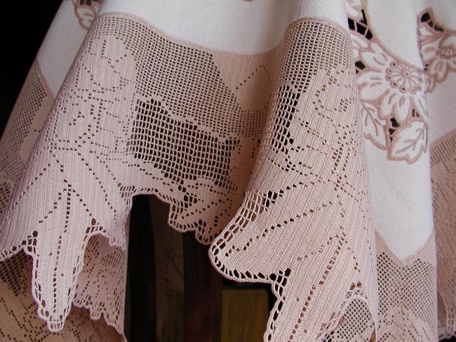 Spectacular designer Mary Card crochet lace tablecloth