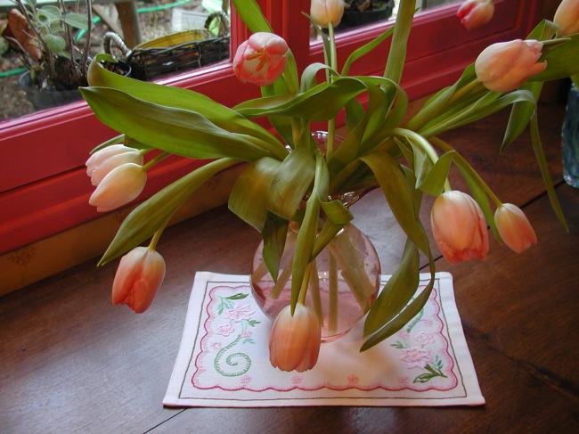 So romantic oblong small table centre with sweet pink embroidery