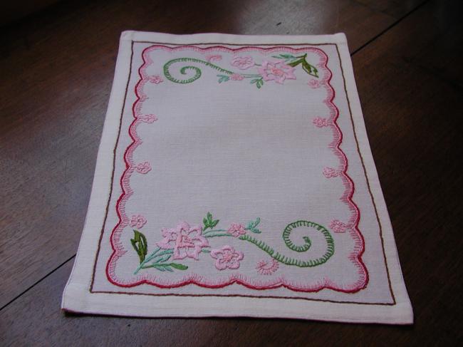 So romantic oblong small table centre with sweet pink embroidery