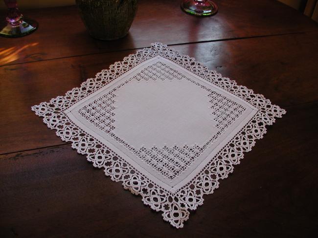 Wonderful doily with drawn thread works and irish guipure lace 1900