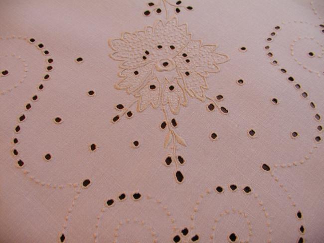 So charming little tablecloth with embroidered flowers