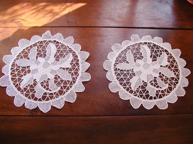 Lovely pair of  round Bologna lace doily