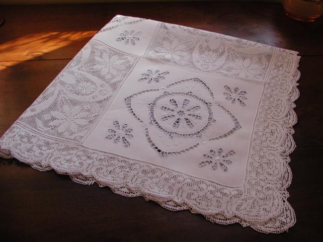 Stunning tablecloth with fine filet lace and Richelieu embroidery