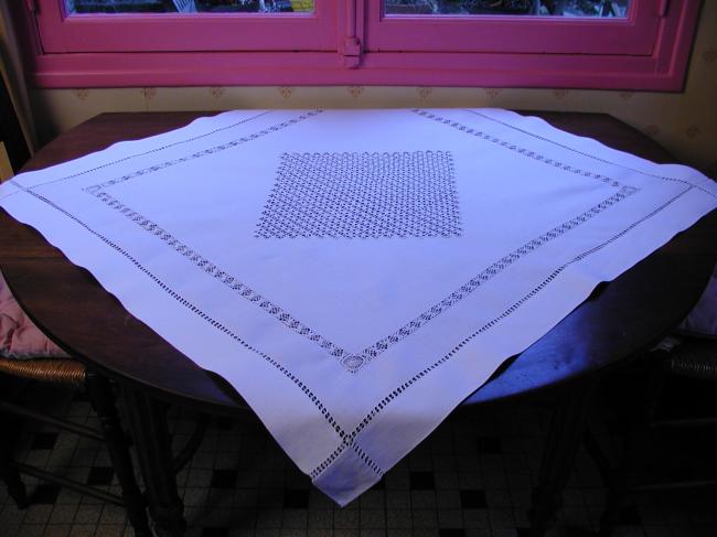 Wonderful tablecloth with large drawn thread works