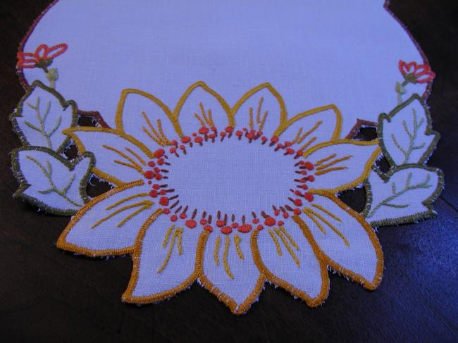 Adorable table runner with Sunflowers